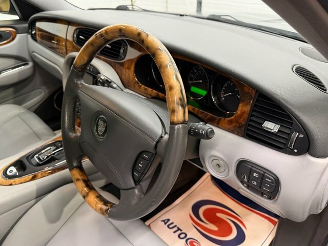 Jaguar XJ 3.0 Se Silver #8