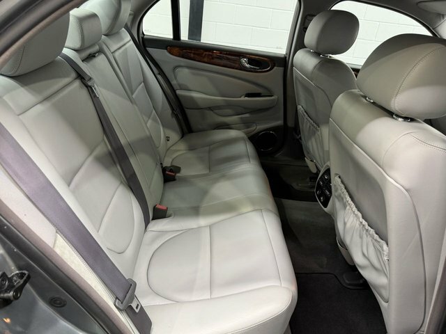 Jaguar XJ 3.0 Se Saloon 249 G Km 240 B Grey #4