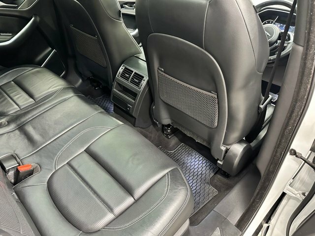 Jaguar F-Pace 2.0 D200 Mhev R-dynamic Black Suv White #3