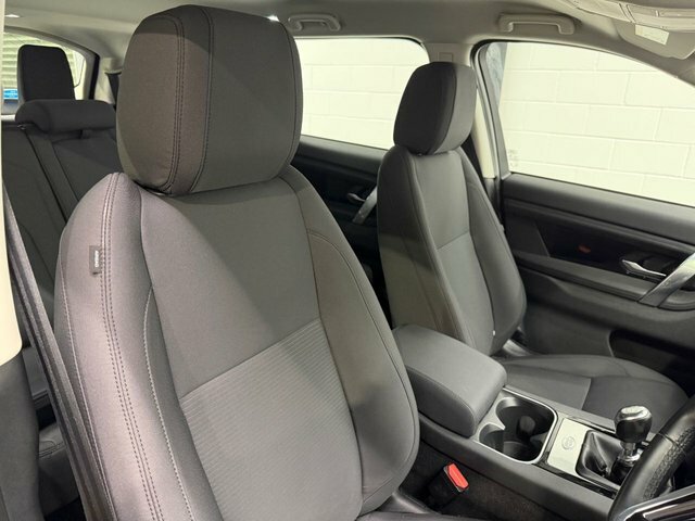 Land Rover Discovery Sport Discovery Sport 2.0 D165 2Wd 7St Stationwagon Black #4