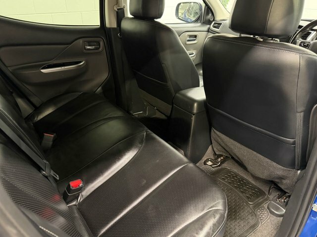 Mitsubishi L200 2.4 Di-d Dc Warrior Pickup Double Cab M Blue #6