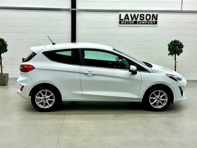 Ford Fiesta 1.1 Ti-vct Zetec Hatchback Euro White #4