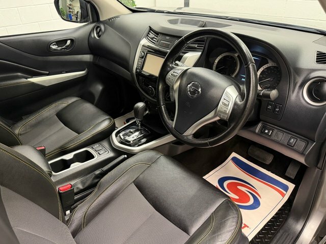 Nissan Navara 2.3 Dci N-guard Pickup Double Cab Grey #2