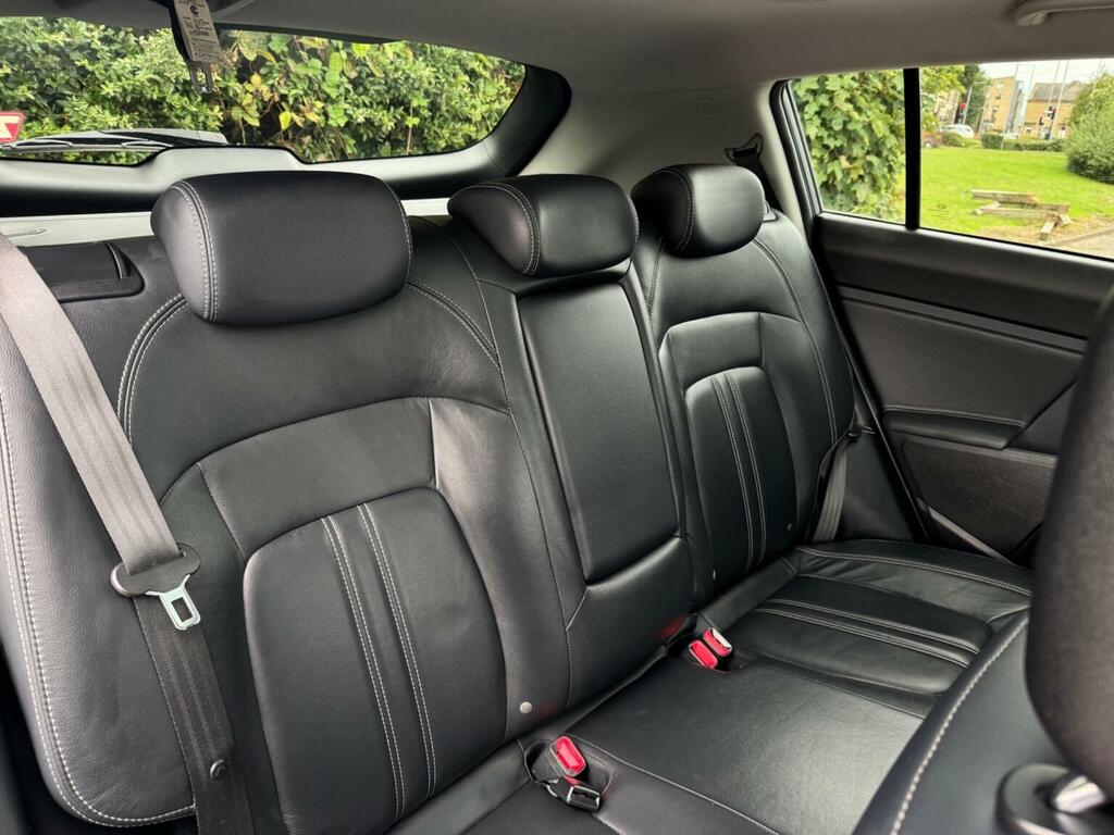 Kia Sportage 1.6 1 White #40