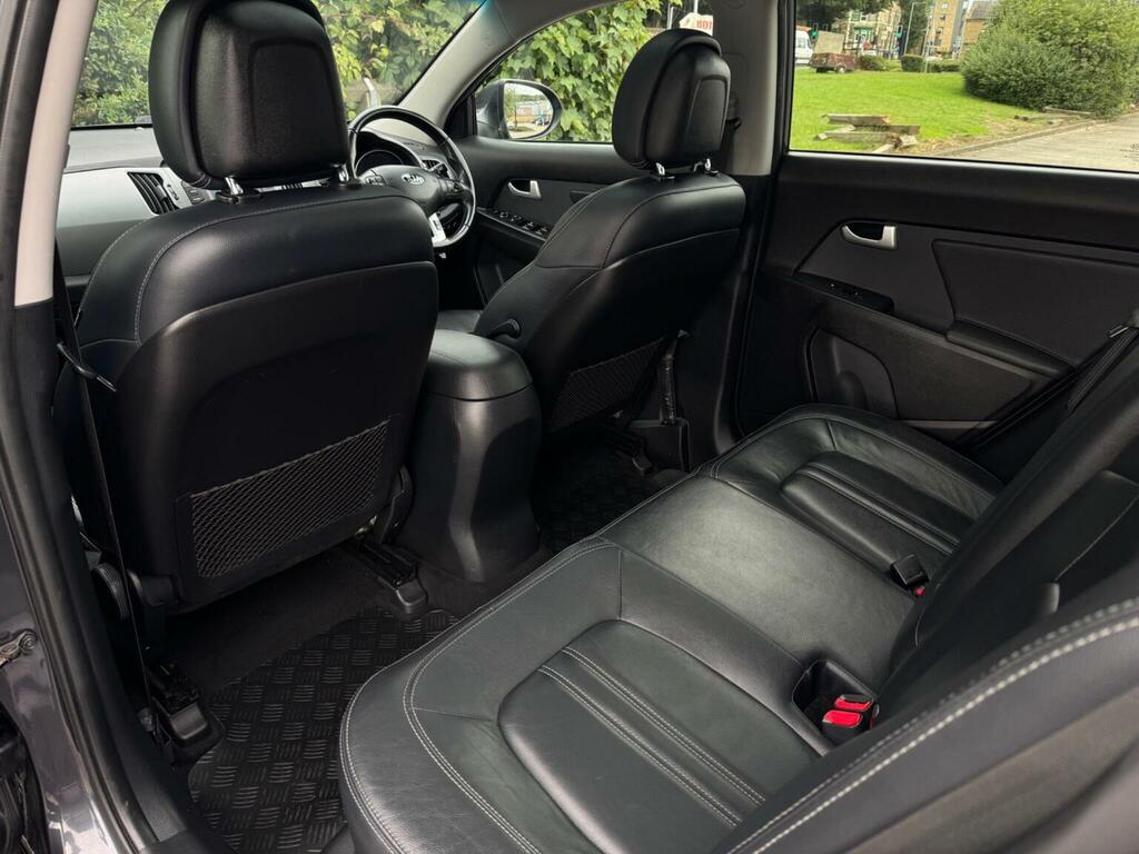 Kia Sportage 1.6 1 White #44