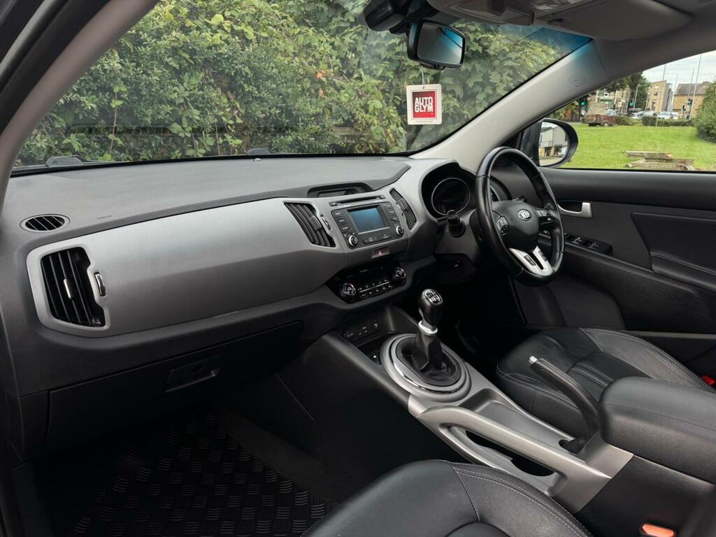 Kia Sportage 1.6 1 White #17