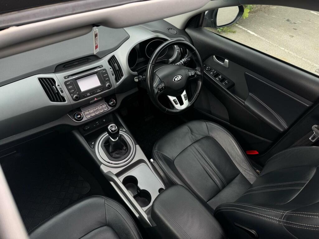 Kia Sportage 1.6 1 White #18