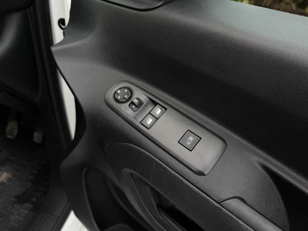 Peugeot Partner Panel Van Grey #32