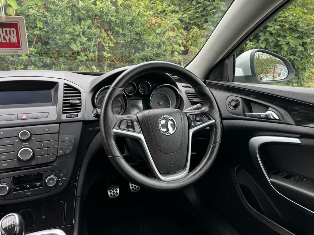 Vauxhall Insignia Estate #37