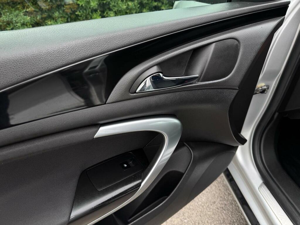 Vauxhall Insignia Estate #29