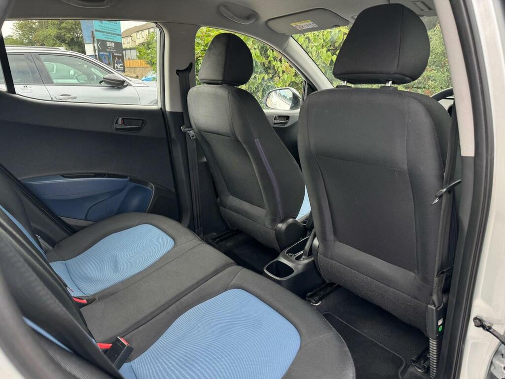 Hyundai I10 1.2L Se Silver #25