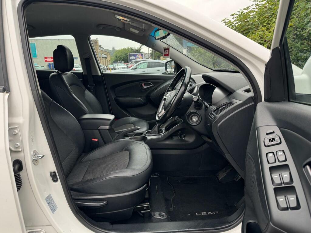 Hyundai Ix35 2.0 Premium Crdi 4Wd 181 Bhp Blue #27