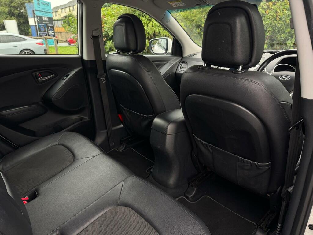 Hyundai Ix35 2.0 Premium Crdi 4Wd 181 Bhp Blue #35