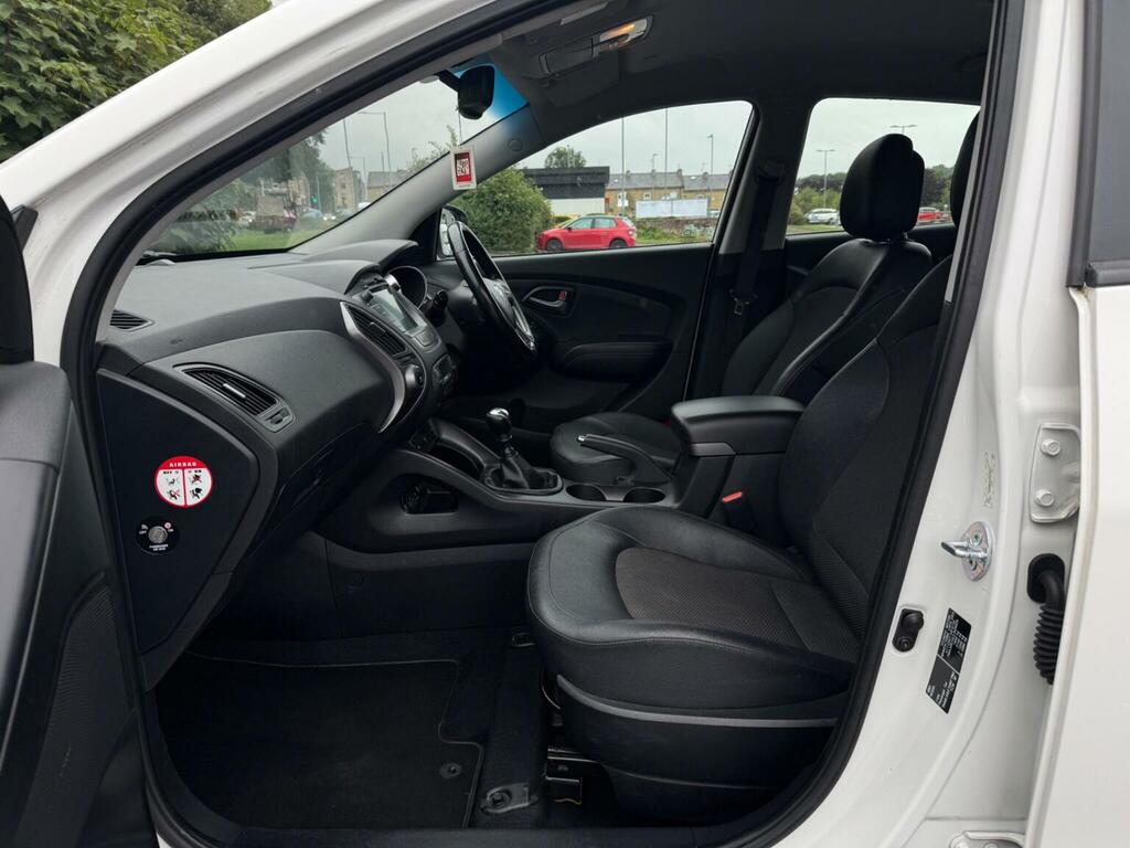 Hyundai Ix35 2.0 Premium Crdi 4Wd 181 Bhp Blue #28