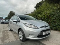 Ford Fiesta 1.25 Zetec 82 White #42