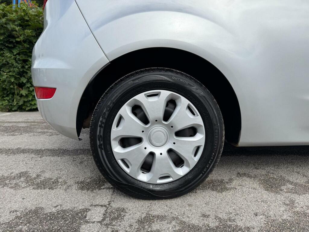Ford Fiesta 1.25 Zetec 82 White #5