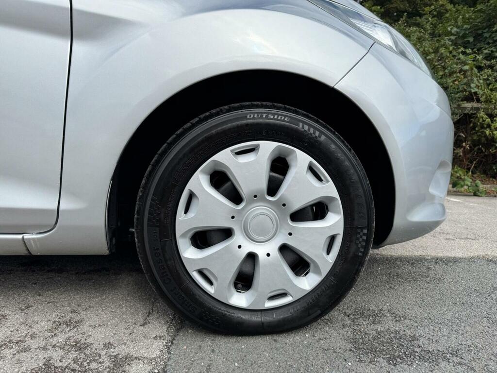 Ford Fiesta 1.25 Zetec 82 White #6