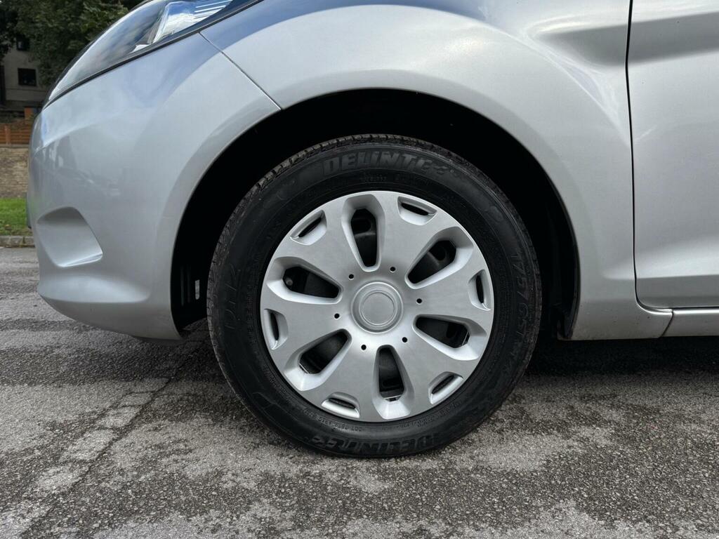 Ford Fiesta 1.25 Zetec 82 White #11