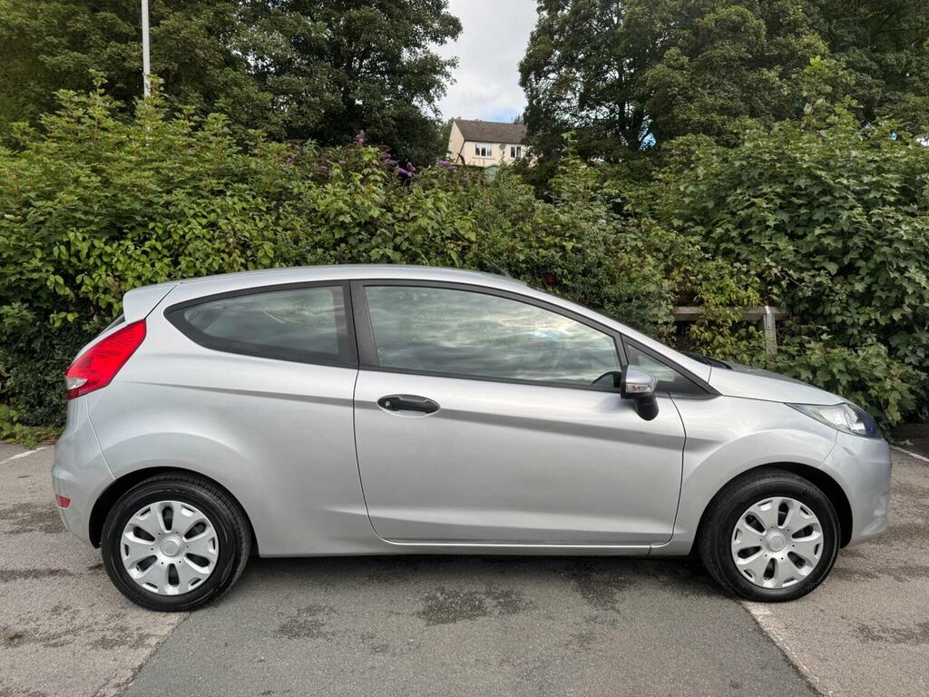 Ford Fiesta 1.25 Zetec 82 White #4