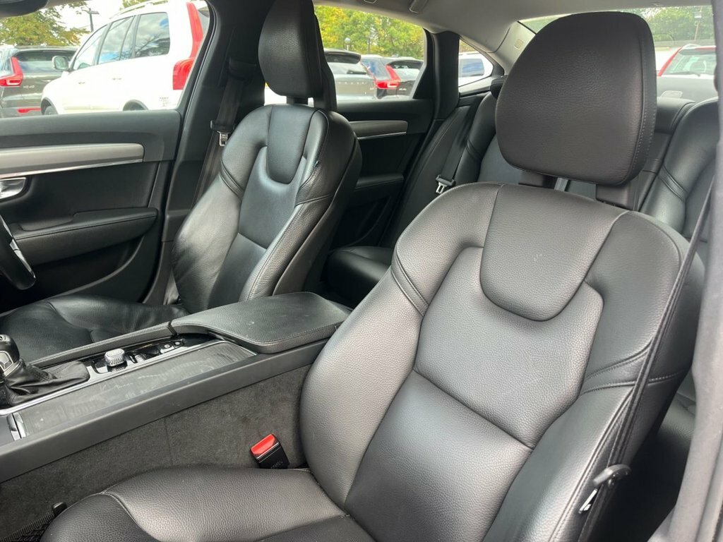 Volvo S90 2L Momentum Silver #5