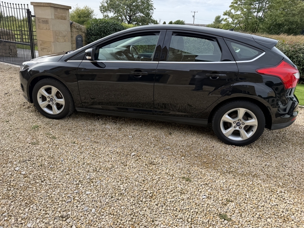 Ford Focus 1.6 Zetec Navigator Tdci Hatchback  #4
