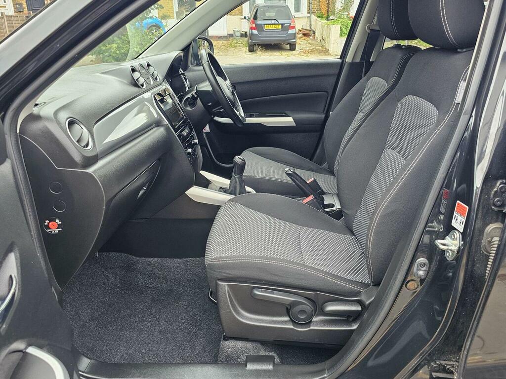 Suzuki Vitara Sz-t Silver #64