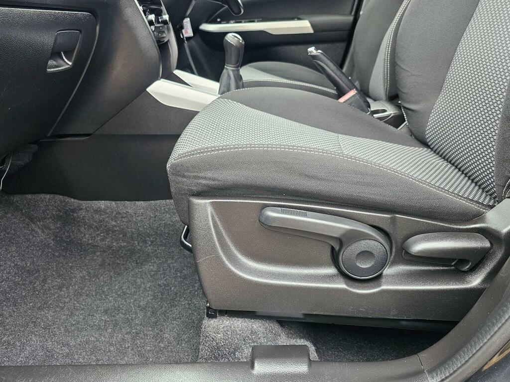 Suzuki Vitara Sz-t Silver #68