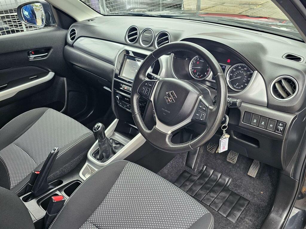 Suzuki Vitara Sz-t Silver #35