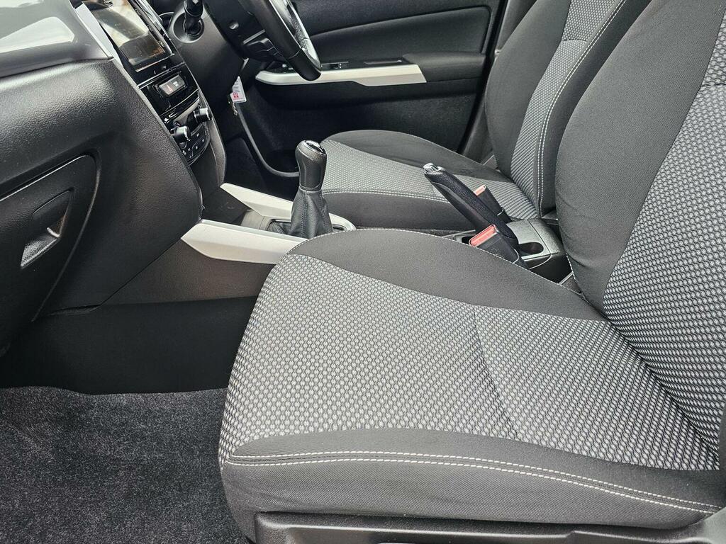 Suzuki Vitara Sz-t Silver #67