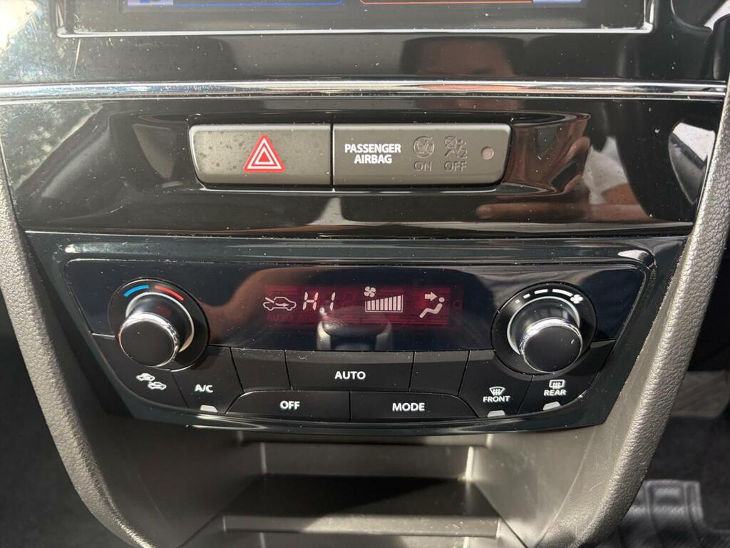 Suzuki Vitara Vitara S Boosterjet Allgrip White #51