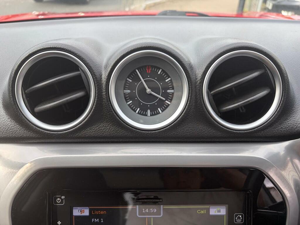 Suzuki Vitara Vitara S Boosterjet Allgrip White #49