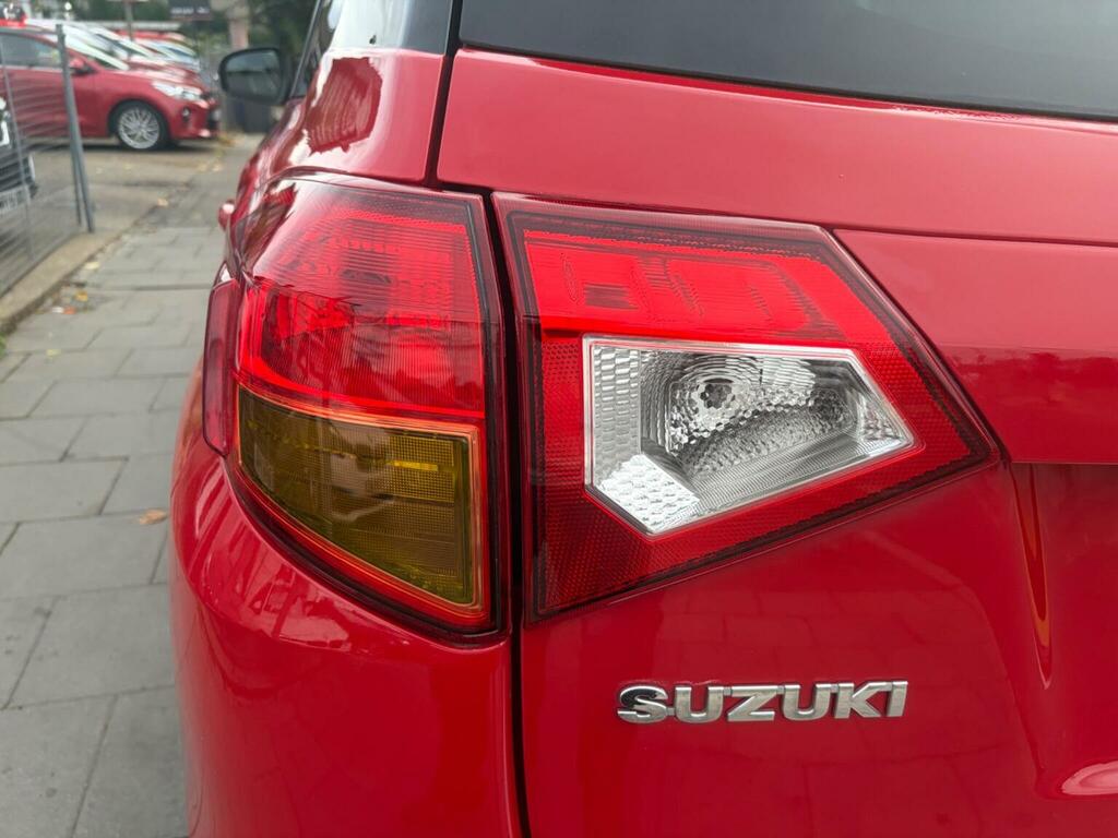 Suzuki Vitara Vitara S Boosterjet Allgrip White #31