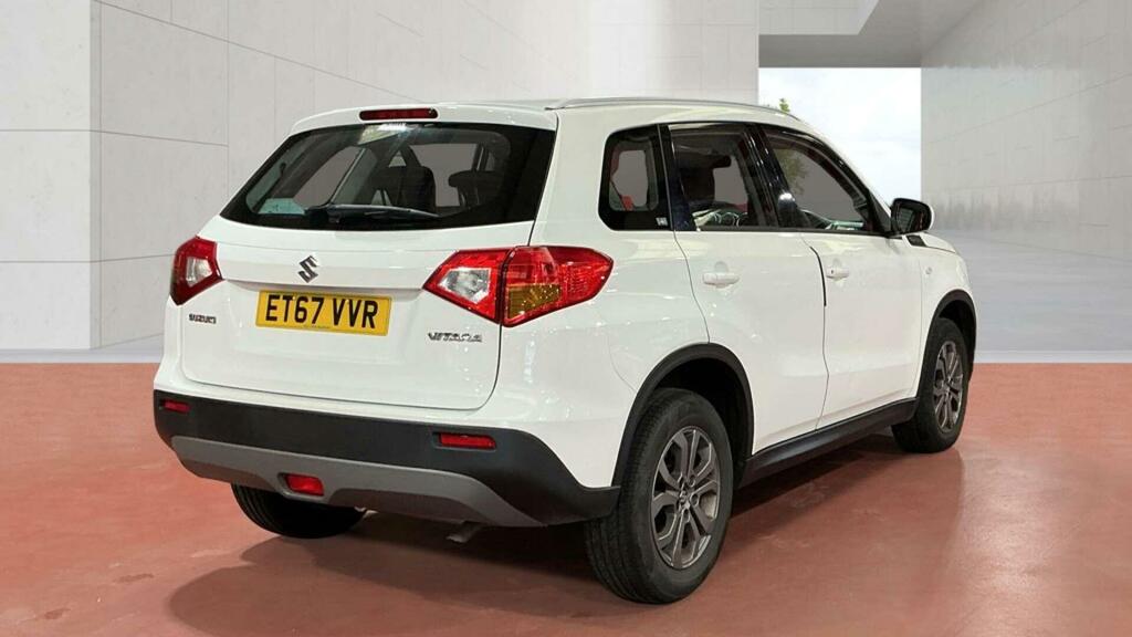 Suzuki Vitara Sz4 White #3