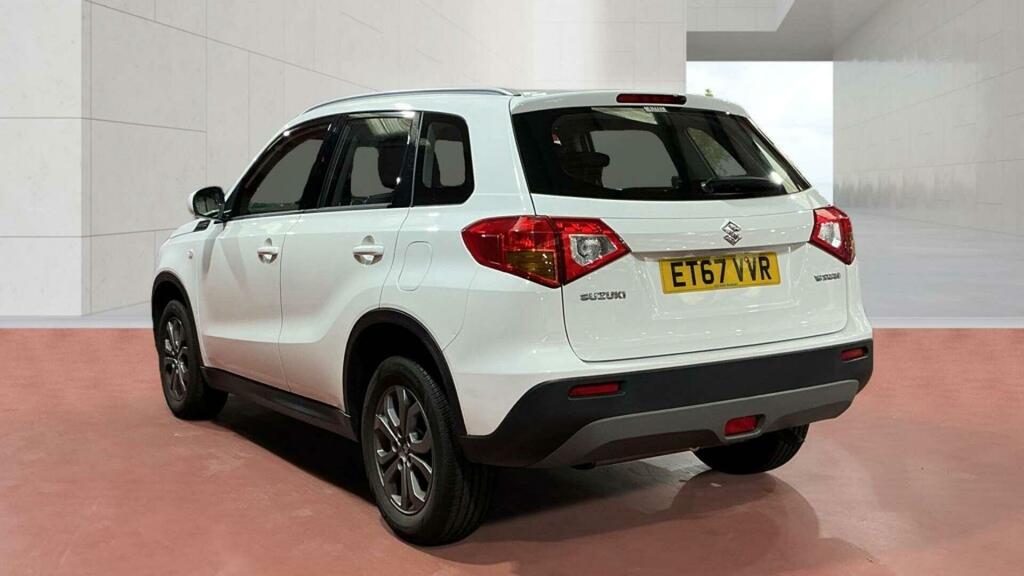 Suzuki Vitara Sz4 White #2
