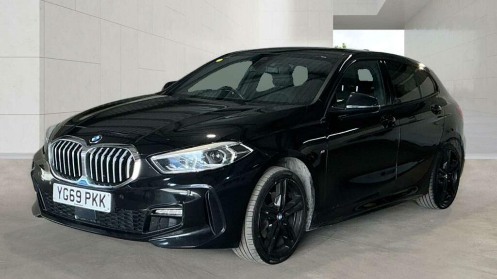 BMW 1 Series 1.5 118I M Sport Euro 6 Ss Black