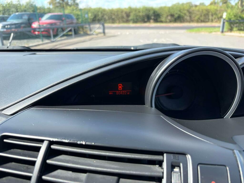 Toyota Verso Valvematic Active Red #34