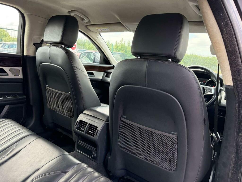 Jaguar XF White #26