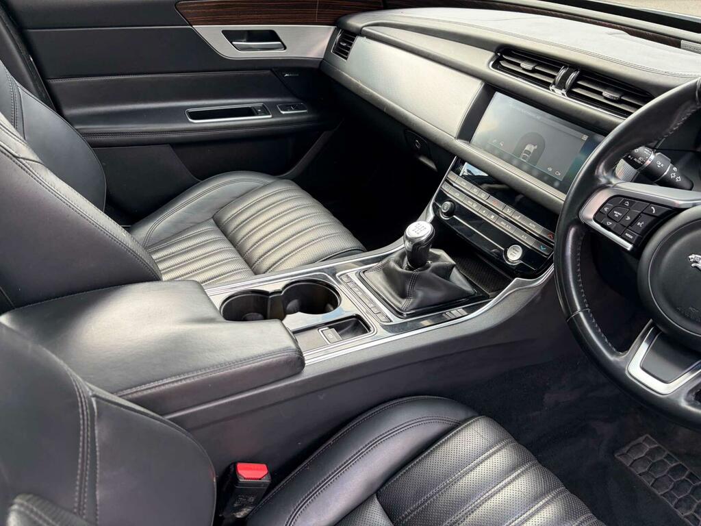 Jaguar XF White #34