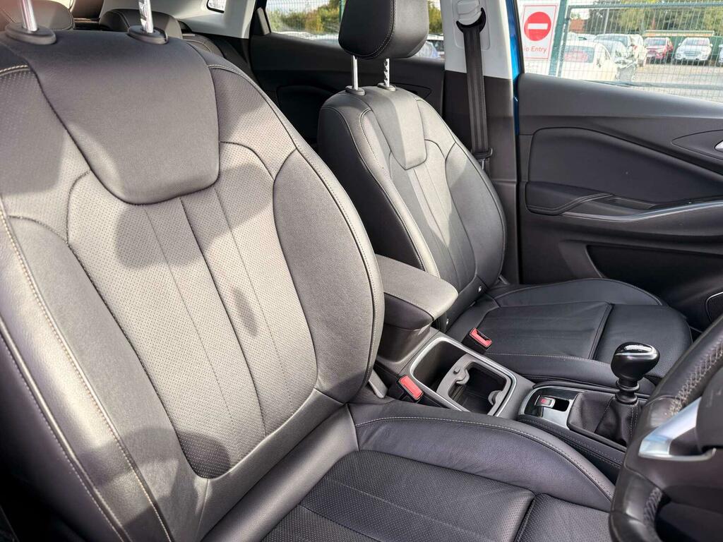 Vauxhall Grandland X Elite Nav Grey #39