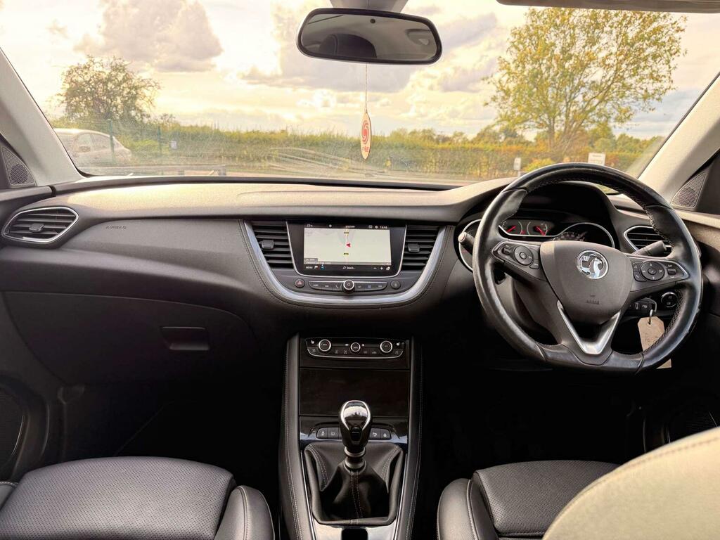 Vauxhall Grandland X Elite Nav Grey #43