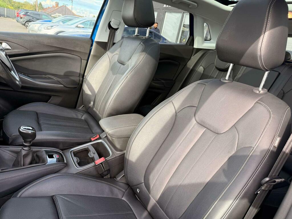 Vauxhall Grandland X Elite Nav Grey #42