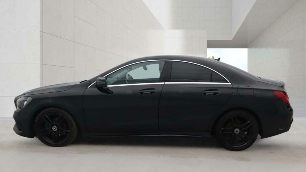 Mercedes-Benz CLA Class Amg Line Edition Black #6