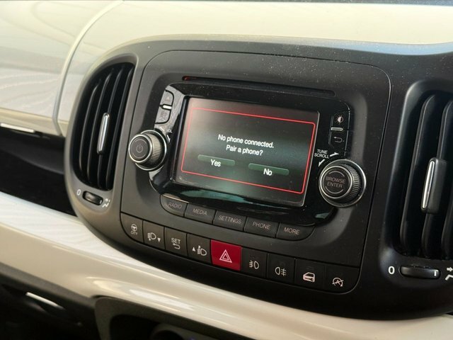 Fiat 500L Lounge 5dr Red #25