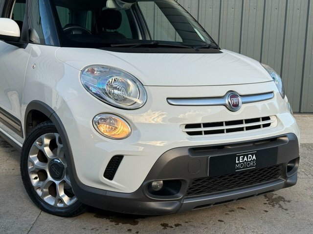 Fiat 500L Lounge 5dr Red #9