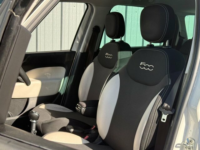 Fiat 500L Lounge 5dr Red #30