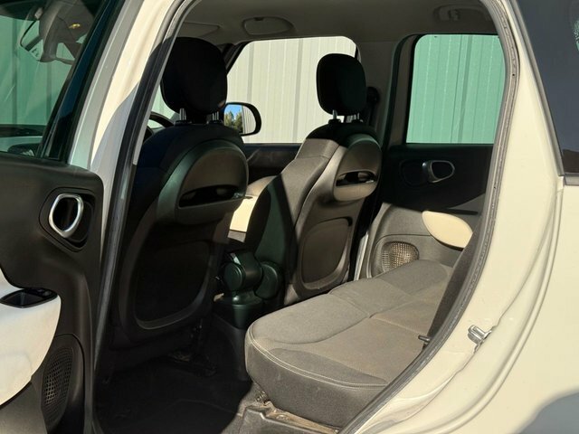 Fiat 500L Lounge 5dr Red #31