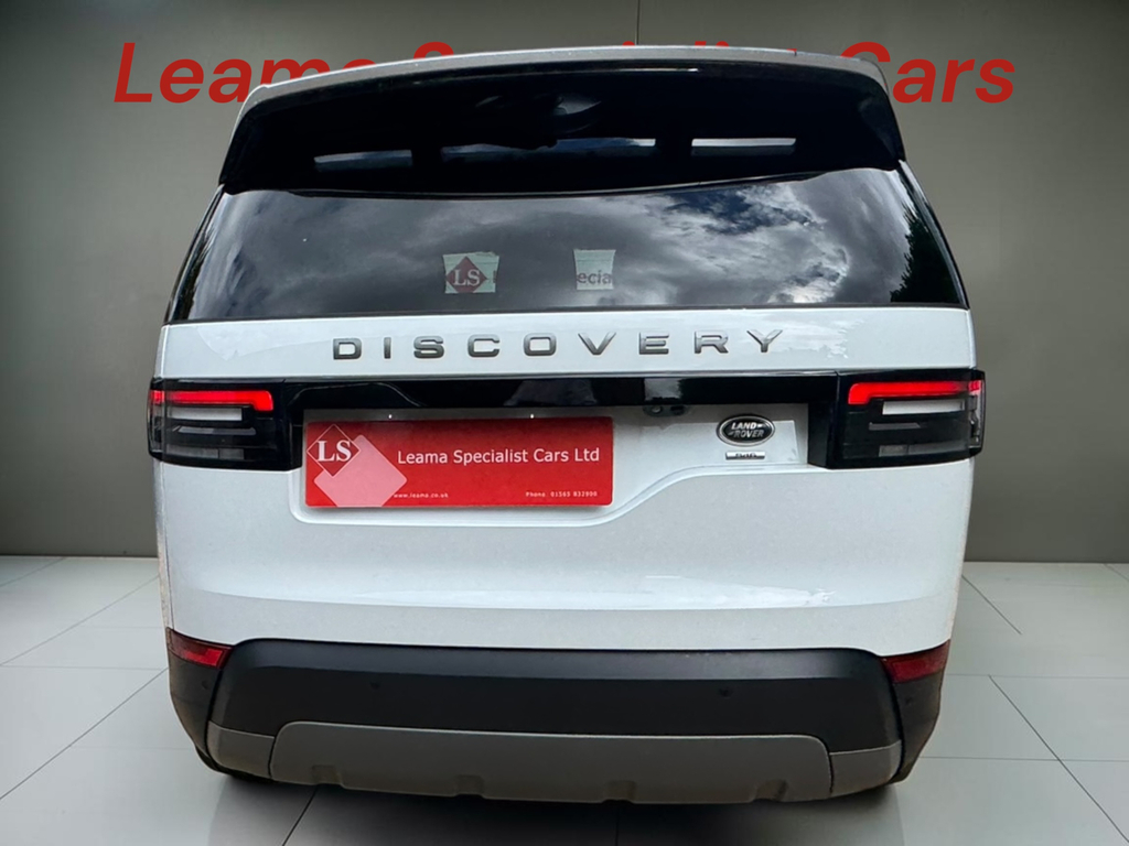 Land Rover Discovery Sdv6 Se White #3