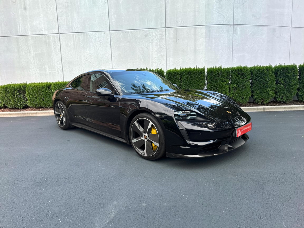 Porsche Taycan Turbo S MW70EYS Black
