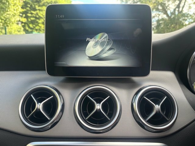 Mercedes-Benz GLA Class  Red #76