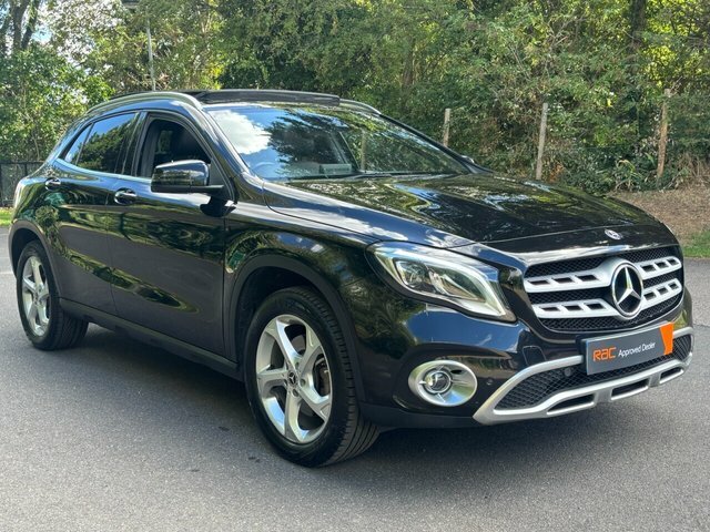 Mercedes-Benz GLA Class 2.0 Gla250 Sport Premium Plus Suv 7G- Black #5